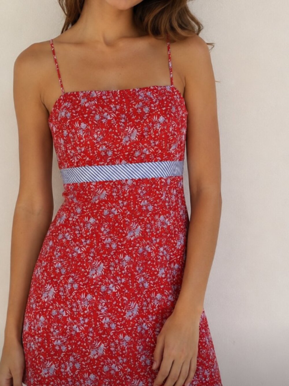 Ann Taylor Sundress Red/Blue Tropical Floral Spaghetti Strap Short Knee Length 8